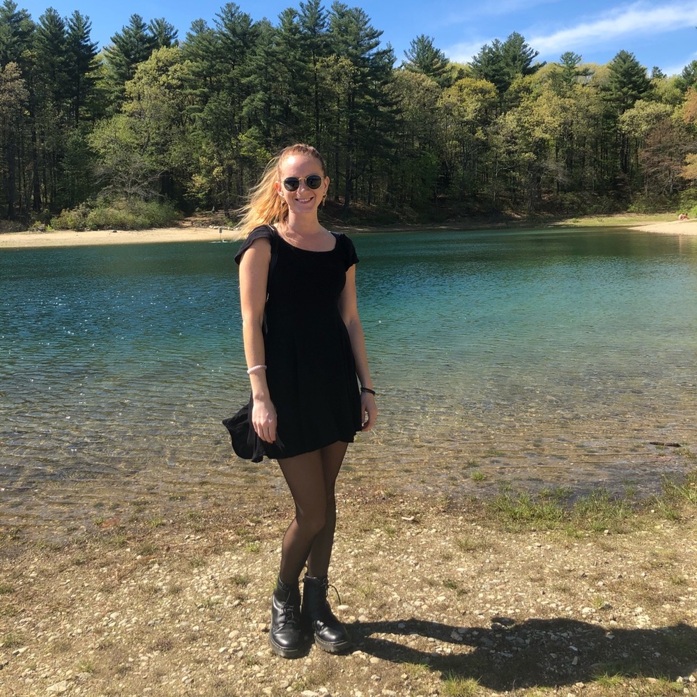 Meet your Posher, Magdalyne